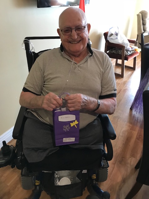 Kippens, NL - Silverwood Manor residents celebrated by crafting WEAAD acitivity bags (June12, 2018)